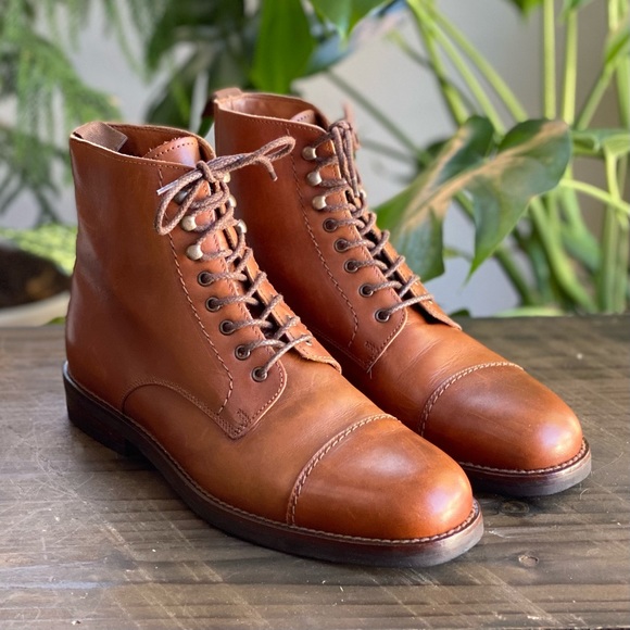 COACH Lace Up Cap Toe Ankle Boots Womens 8.5